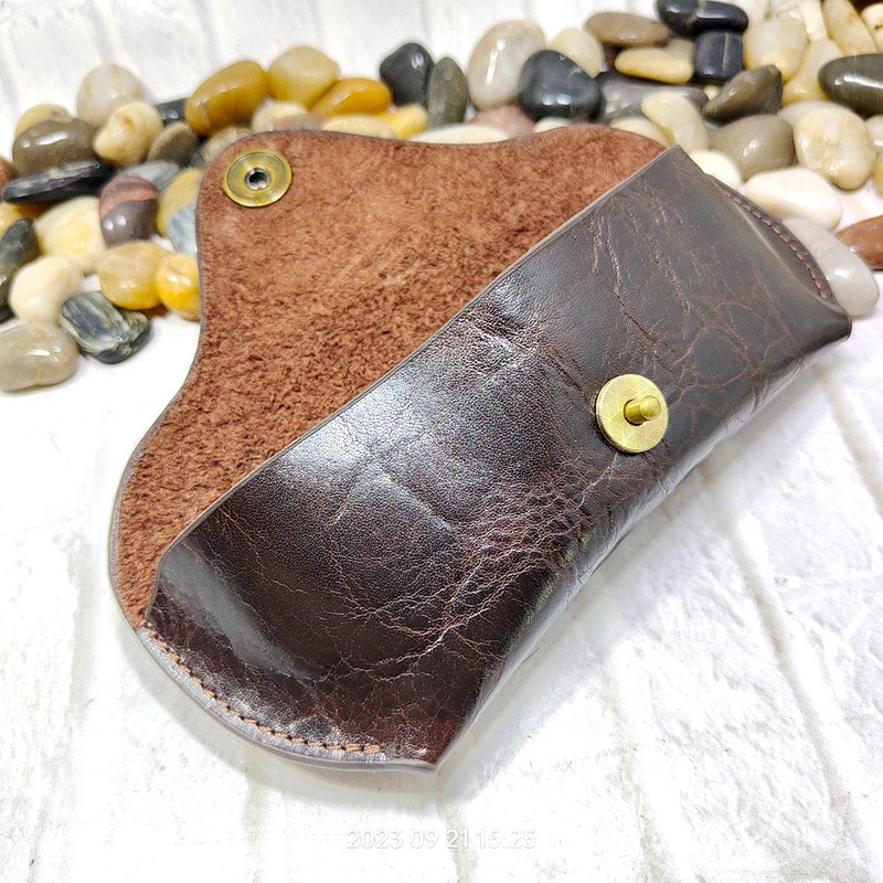 Blongk Kính Ốp Lưng Eo Túi Da  - đánh giá và giá Men Accessories Box
